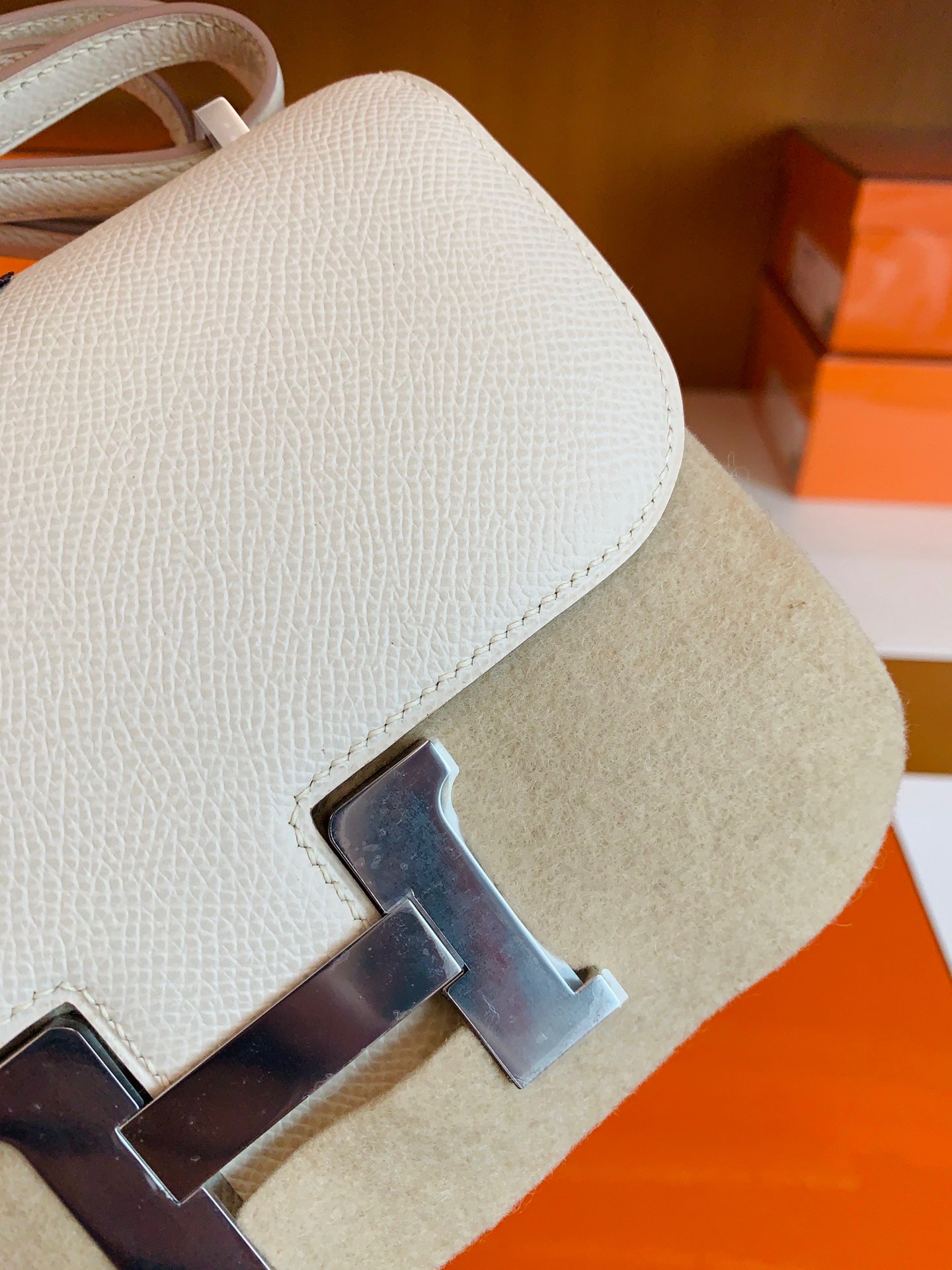 VIP一级品 constance 19cm Epsom 皮 Craie 10 奶昔白/银扣 手工缝制 臻品鉴赏