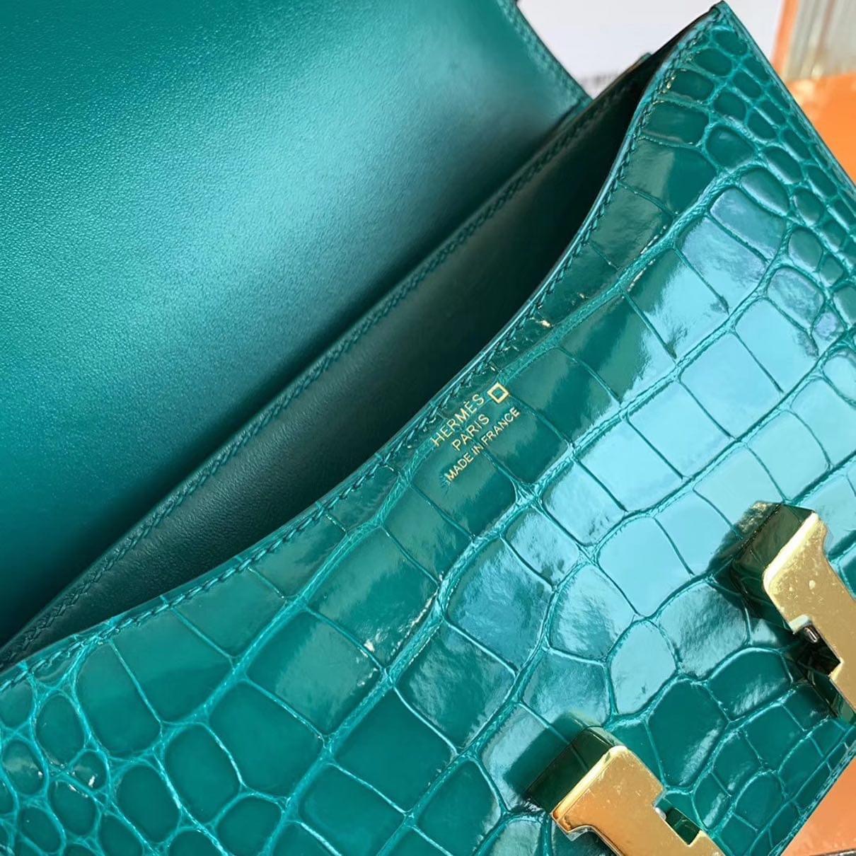 Constance 康康18cm 6Q Green 翡翠绿 亮面鳄鱼皮 美洲方块 金扣