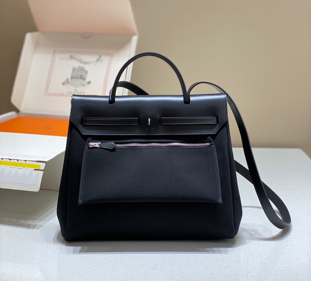 Her bag 31