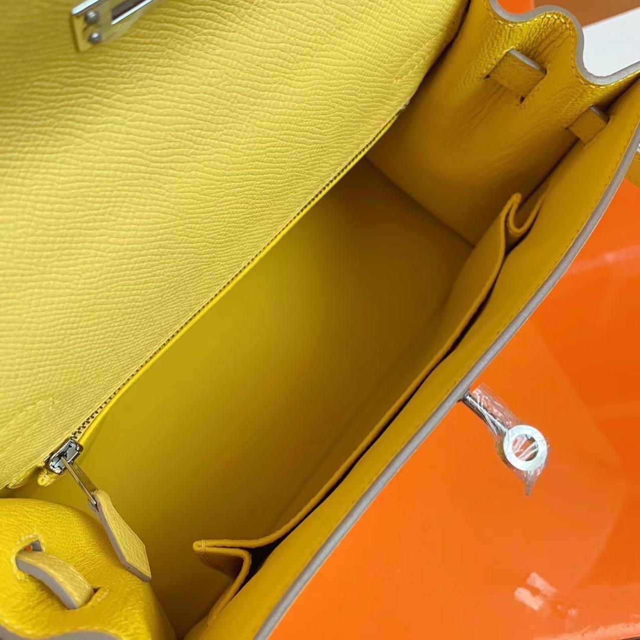 Kuwait HM KL 25cm 9O Jaune Epsom leather