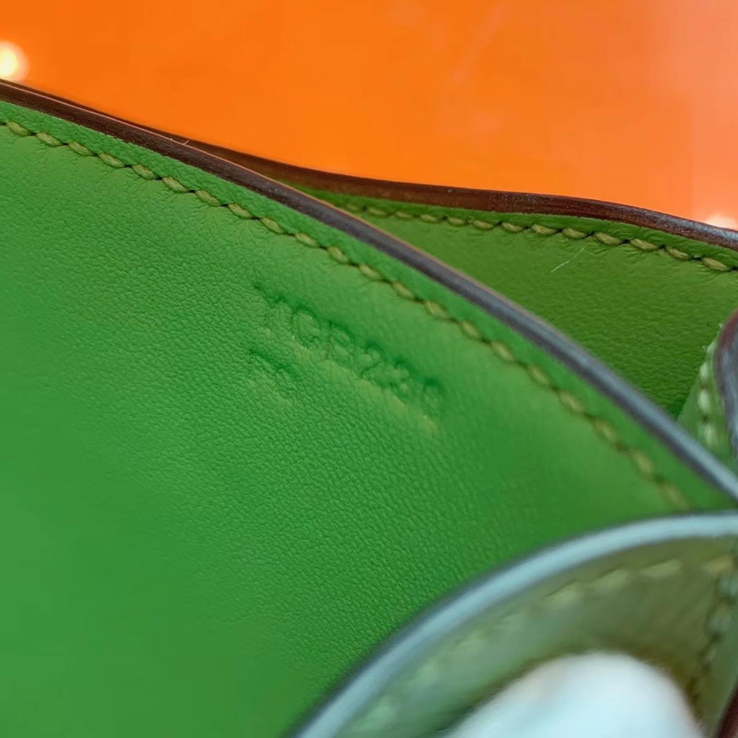 Hong Kong HM Constance 19cm Epsom 3i Vert Criquet PHW