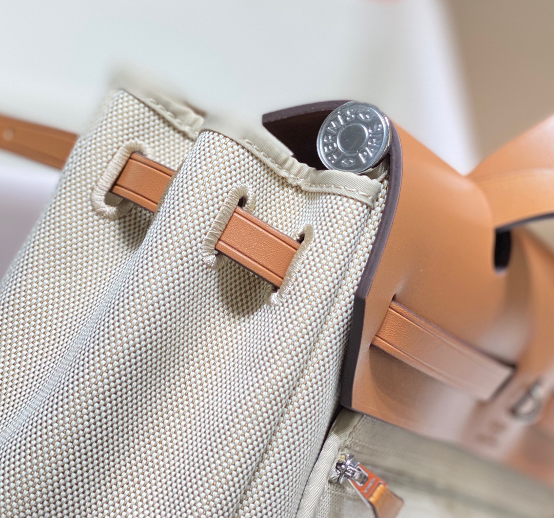 Her bag 31