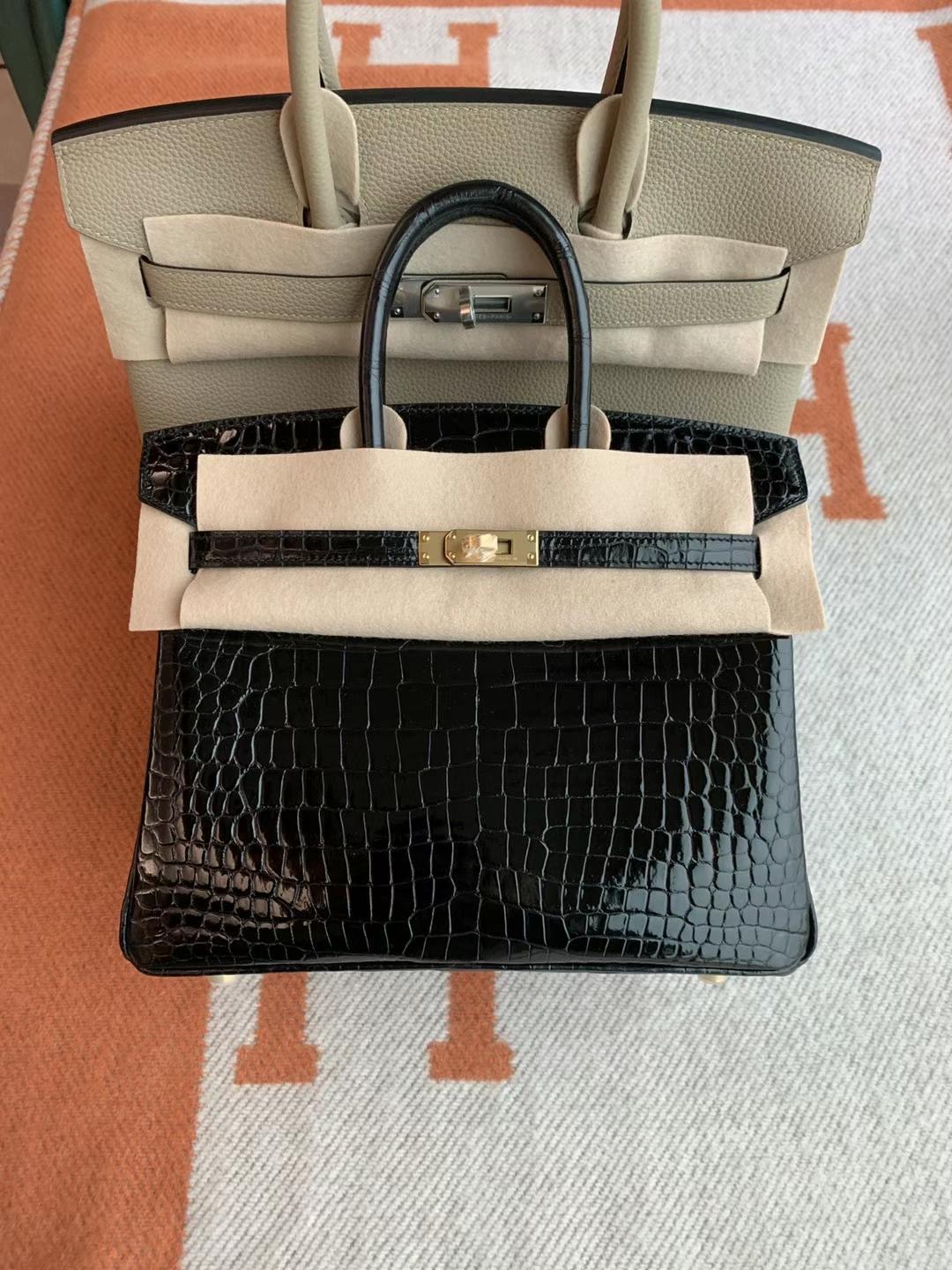 Saudi Arabia Dammam HM BK 25cm 89 Noir Porosus V crocodile