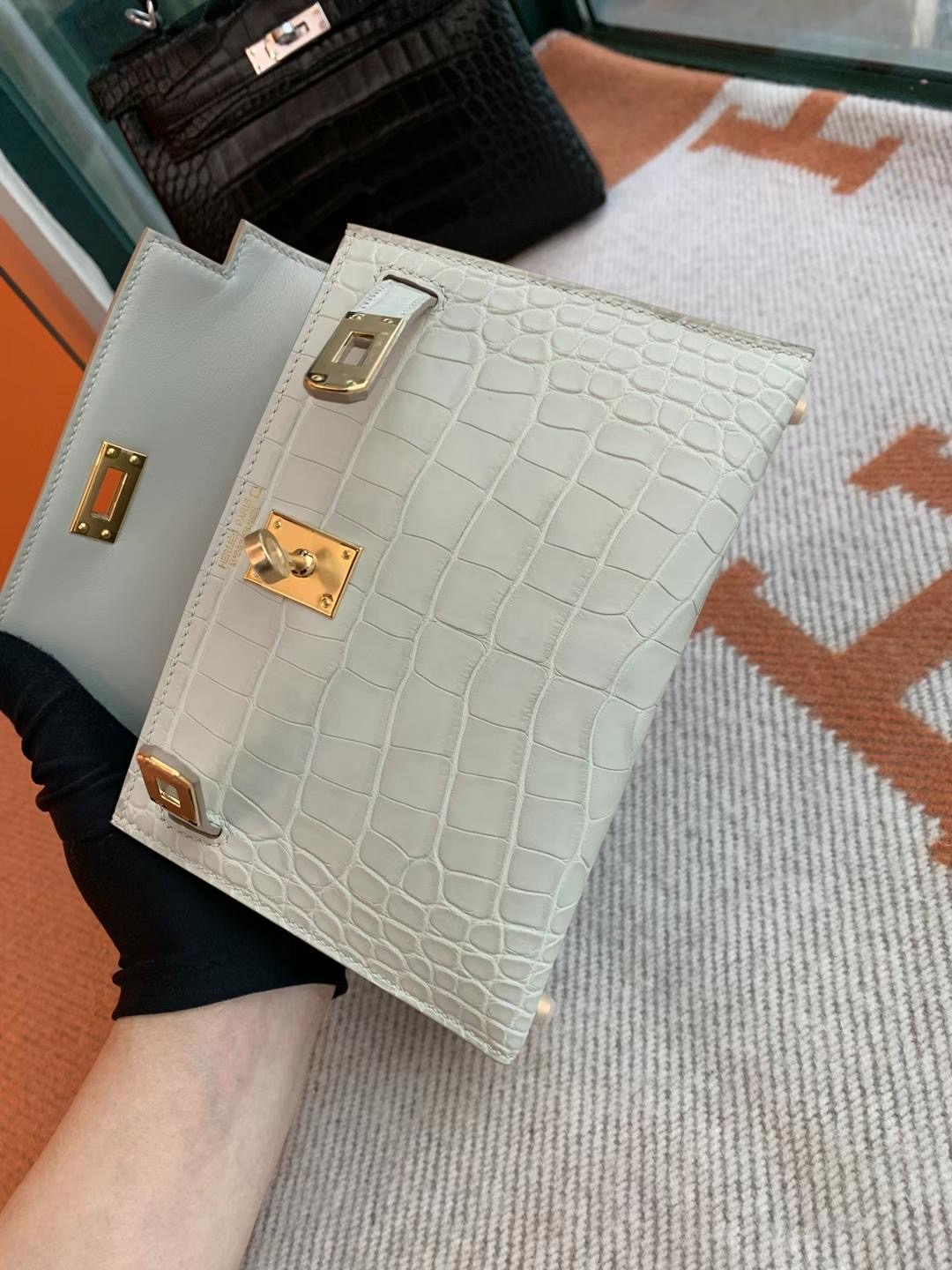 HM KL Mini2 19cm 雾面方块 美洲鳄鱼Matte Alligator Crocodile CK80 Griss perle 珍珠灰 全手工蜜蜡线缝制