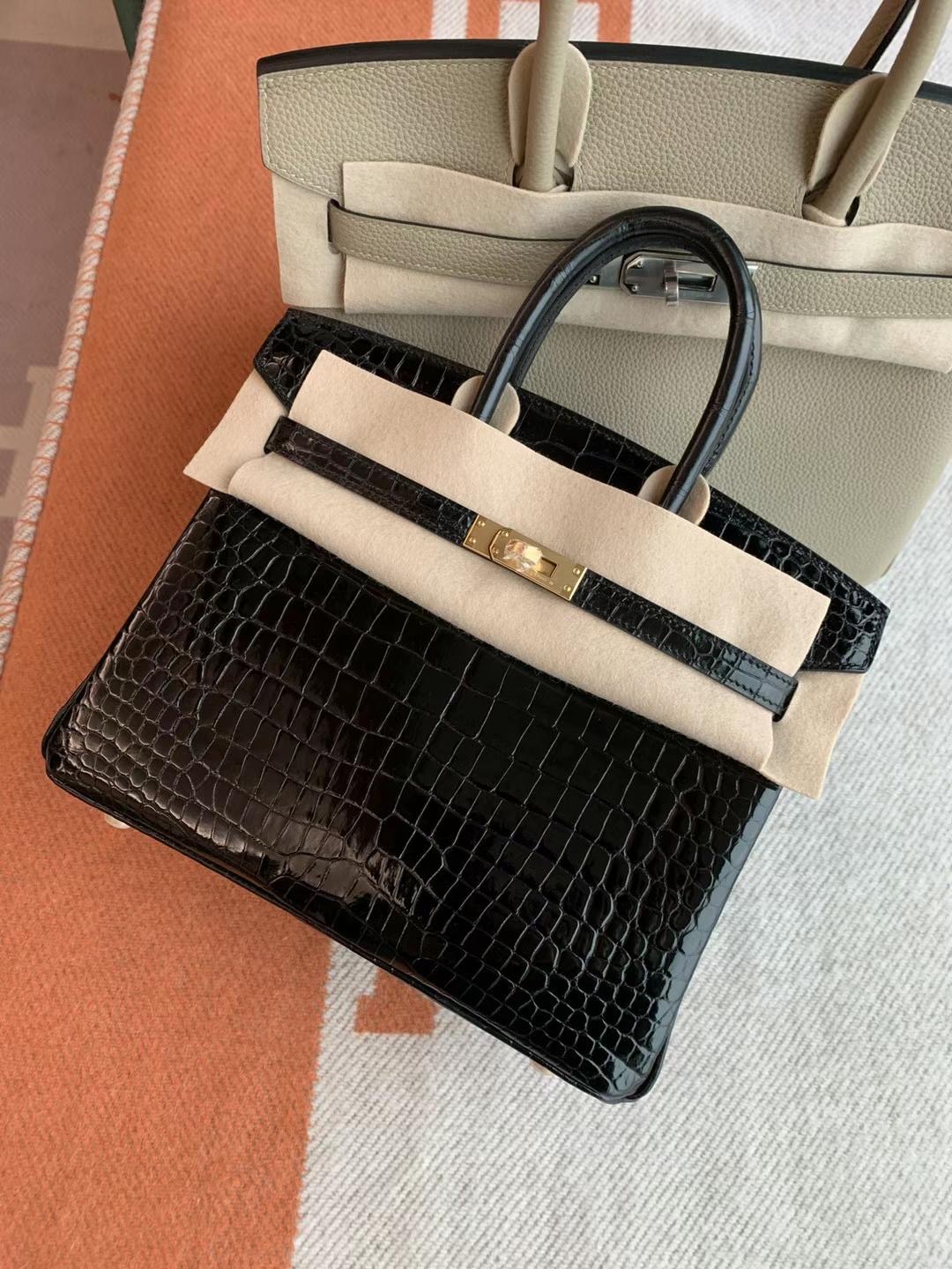 Saudi Arabia Dammam HM BK 25cm 89 Noir Porosus V crocodile