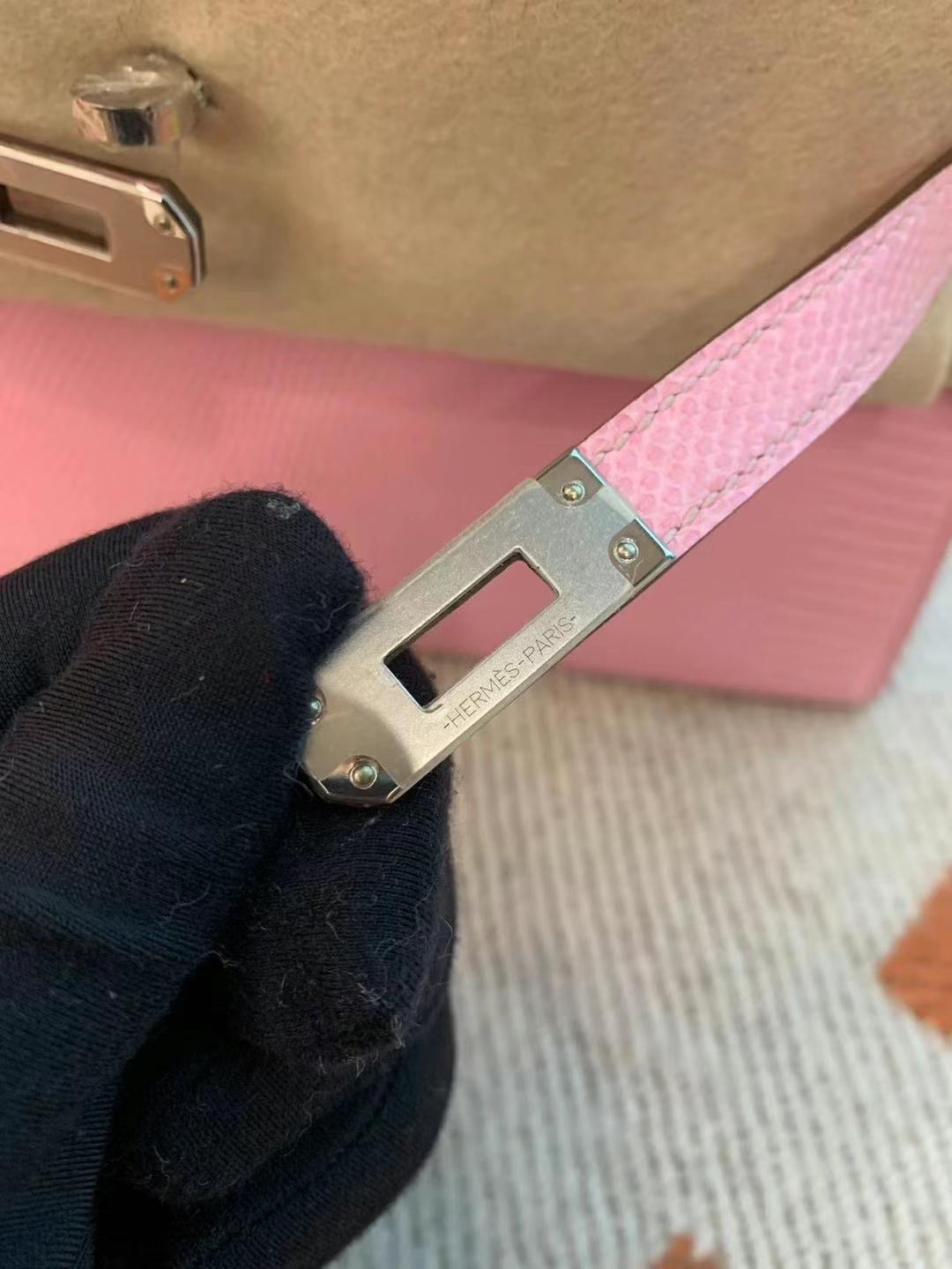 爱马仕HM Pochette 5P Pink 樱花粉 Lizard蜥蜴皮 银扣