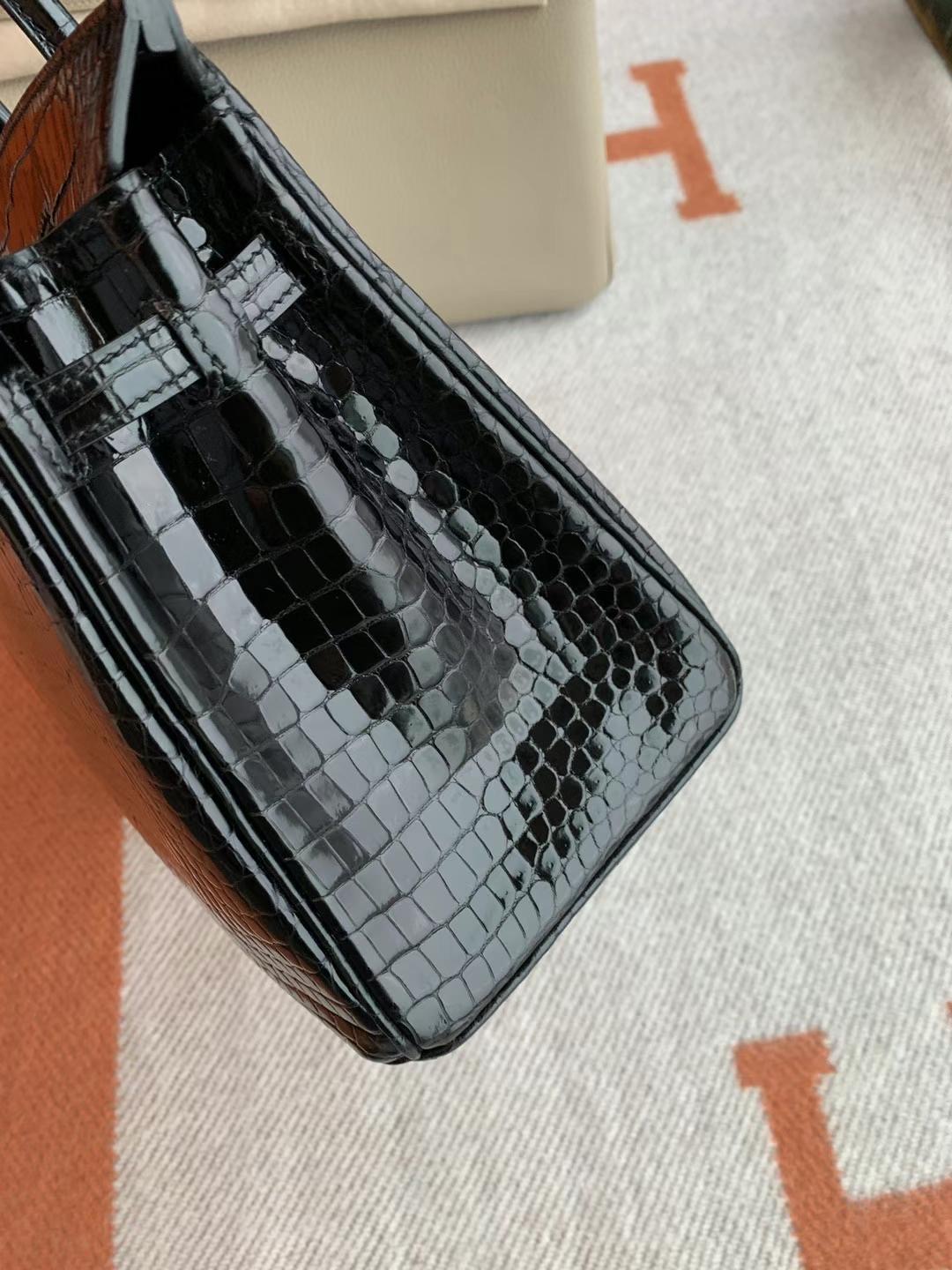 Saudi Arabia Dammam HM BK 25cm 89 Noir Porosus V crocodile