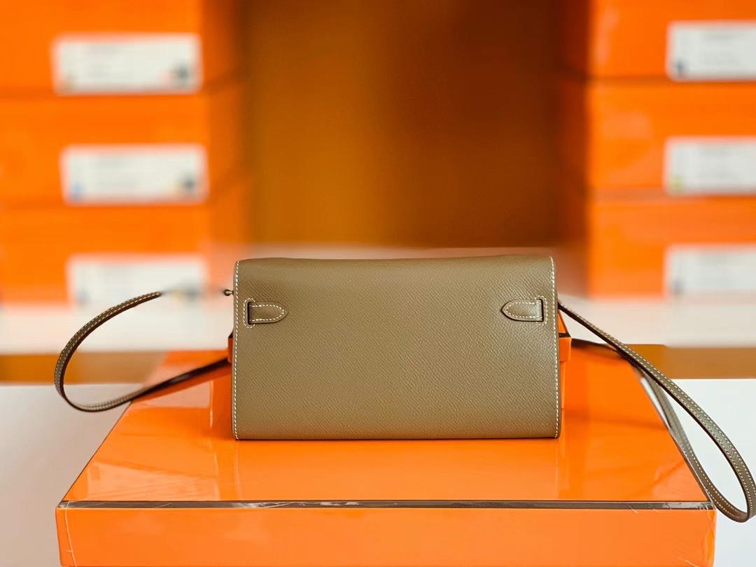 hm usa KL To Go wallet Etoupe