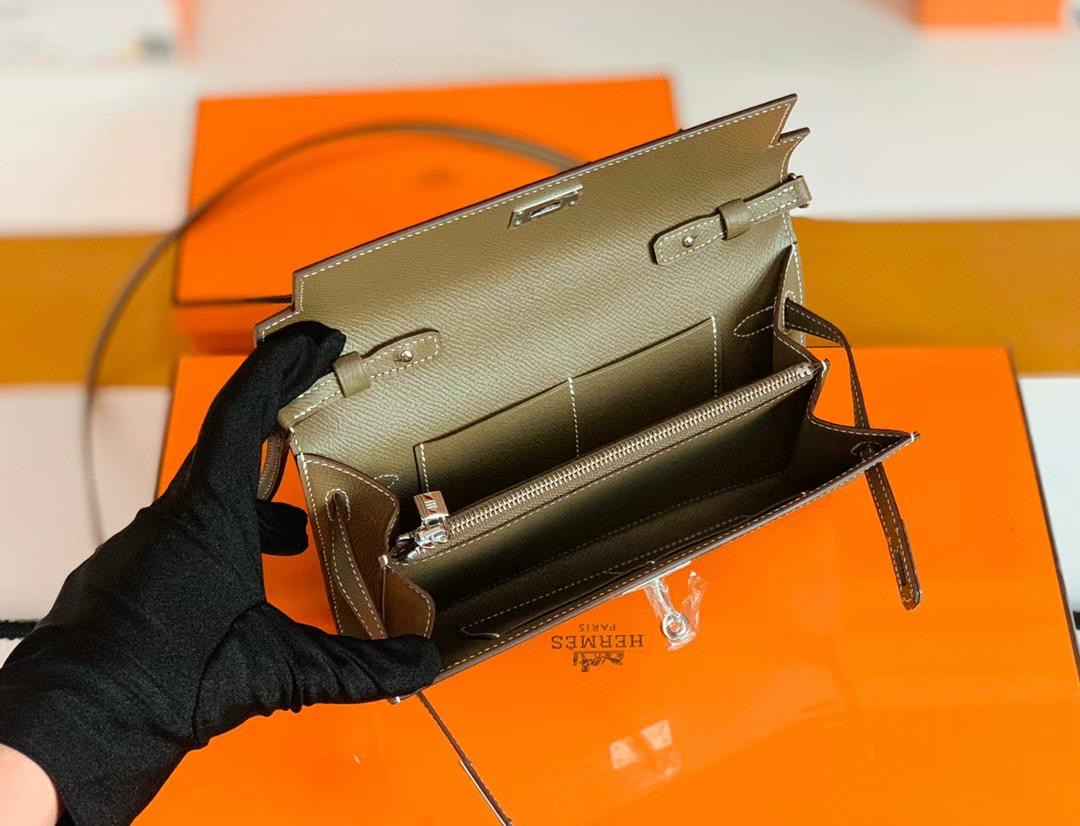 hm usa KL To Go wallet Etoupe