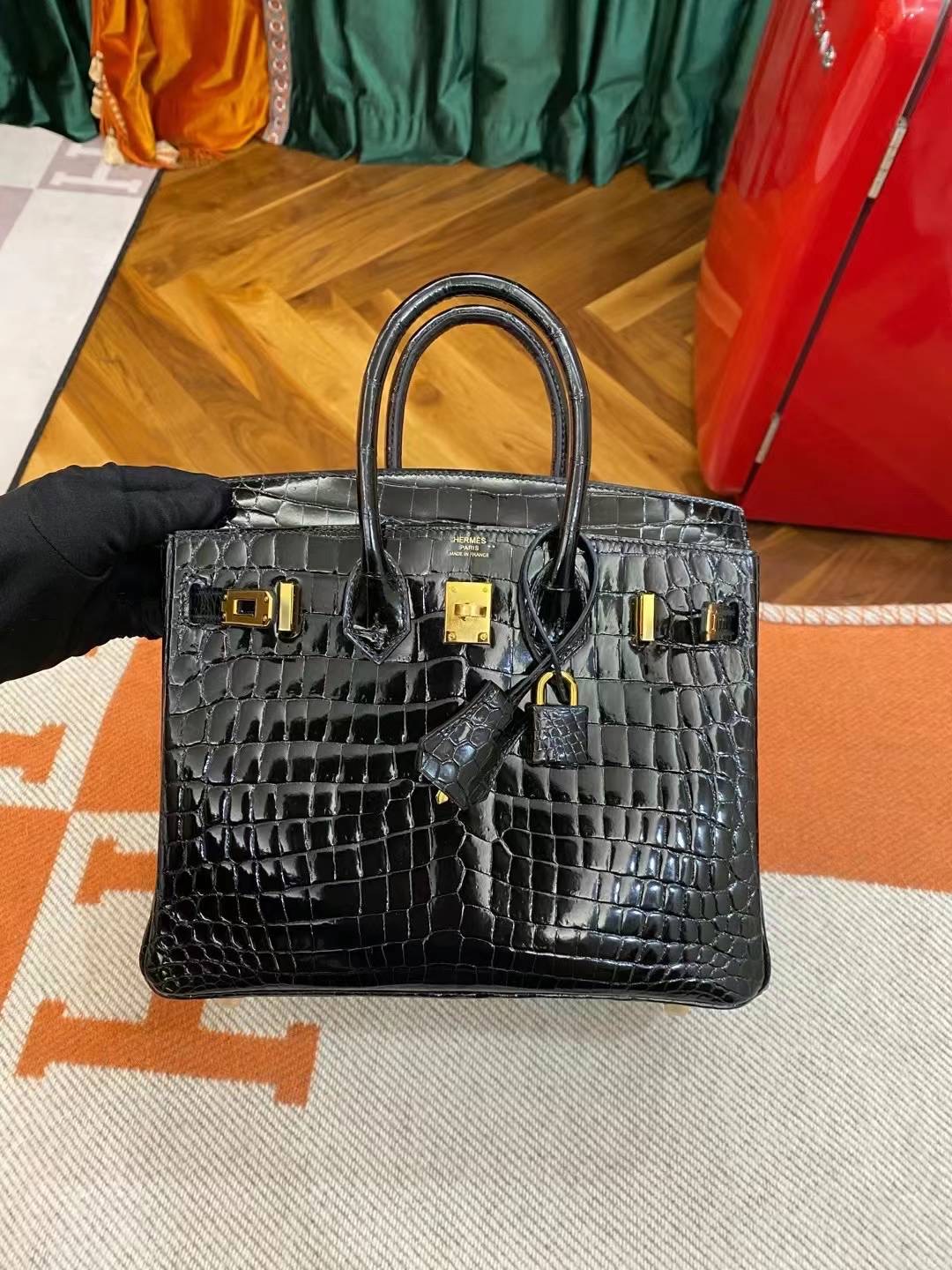 Saudi Arabia Dammam HM BK 25cm 89 Noir Nilo crocodile