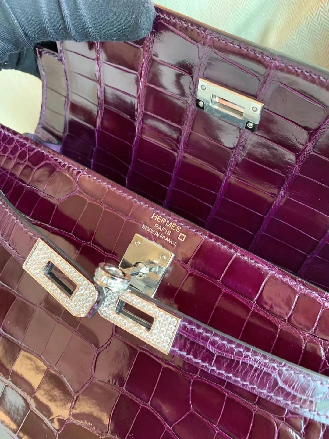 HM kl 25cm crocodile leather with diamond