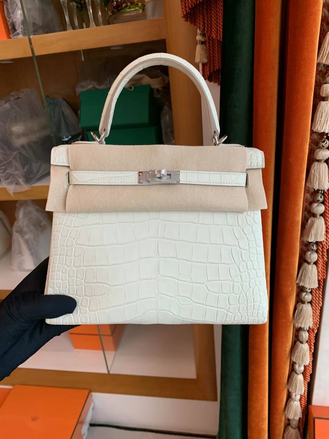 United Arab Emirates Dubai HM KL 25cm Matte Alligator Crocodile 8L Beton
