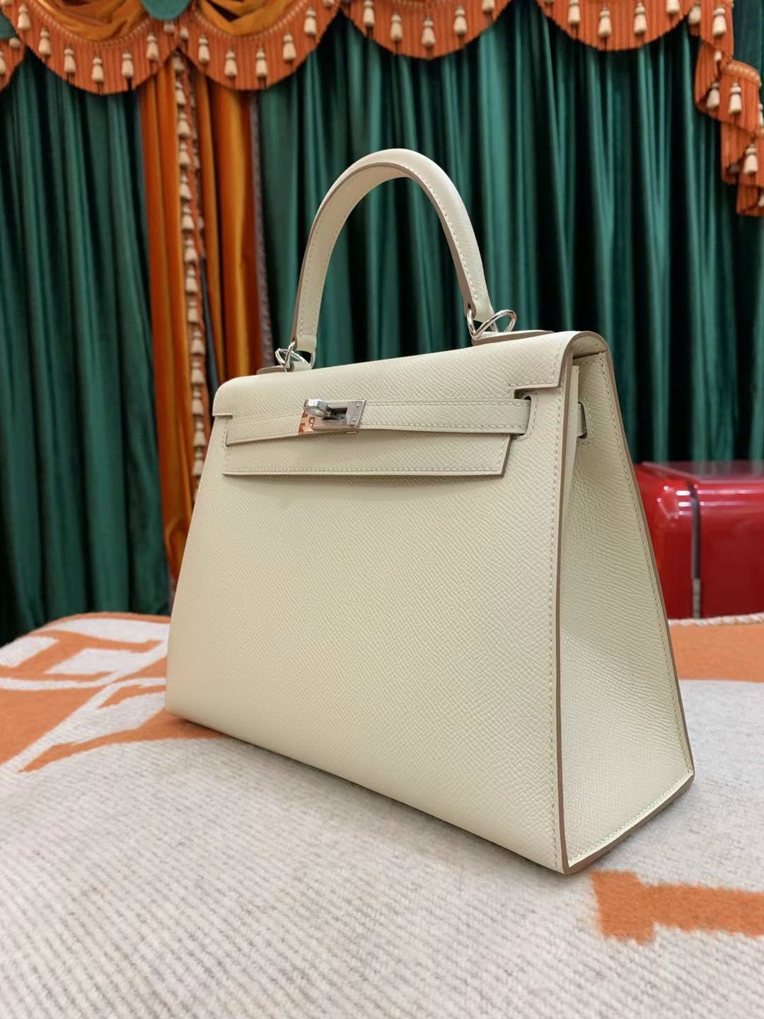 United Arab Emirates HM KL Epsom 25cm Craie 10 PHW