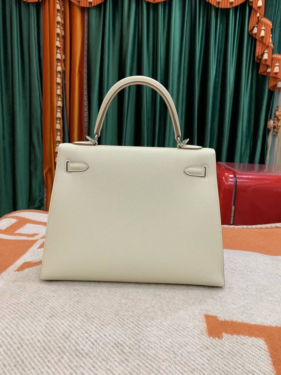 United Arab Emirates HM KL Epsom 25cm Craie 10 PHW