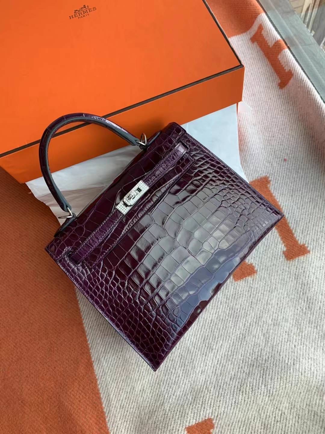 HM kl 25cm crocodile leather with diamond