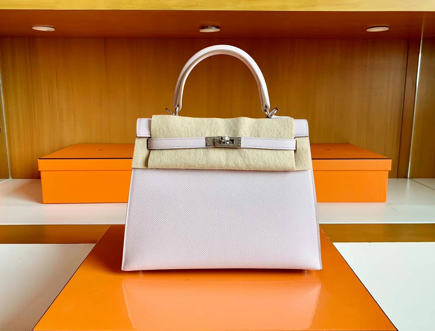 United Arab Emirates HM KL Epsom 25cm Mauve purple 09
