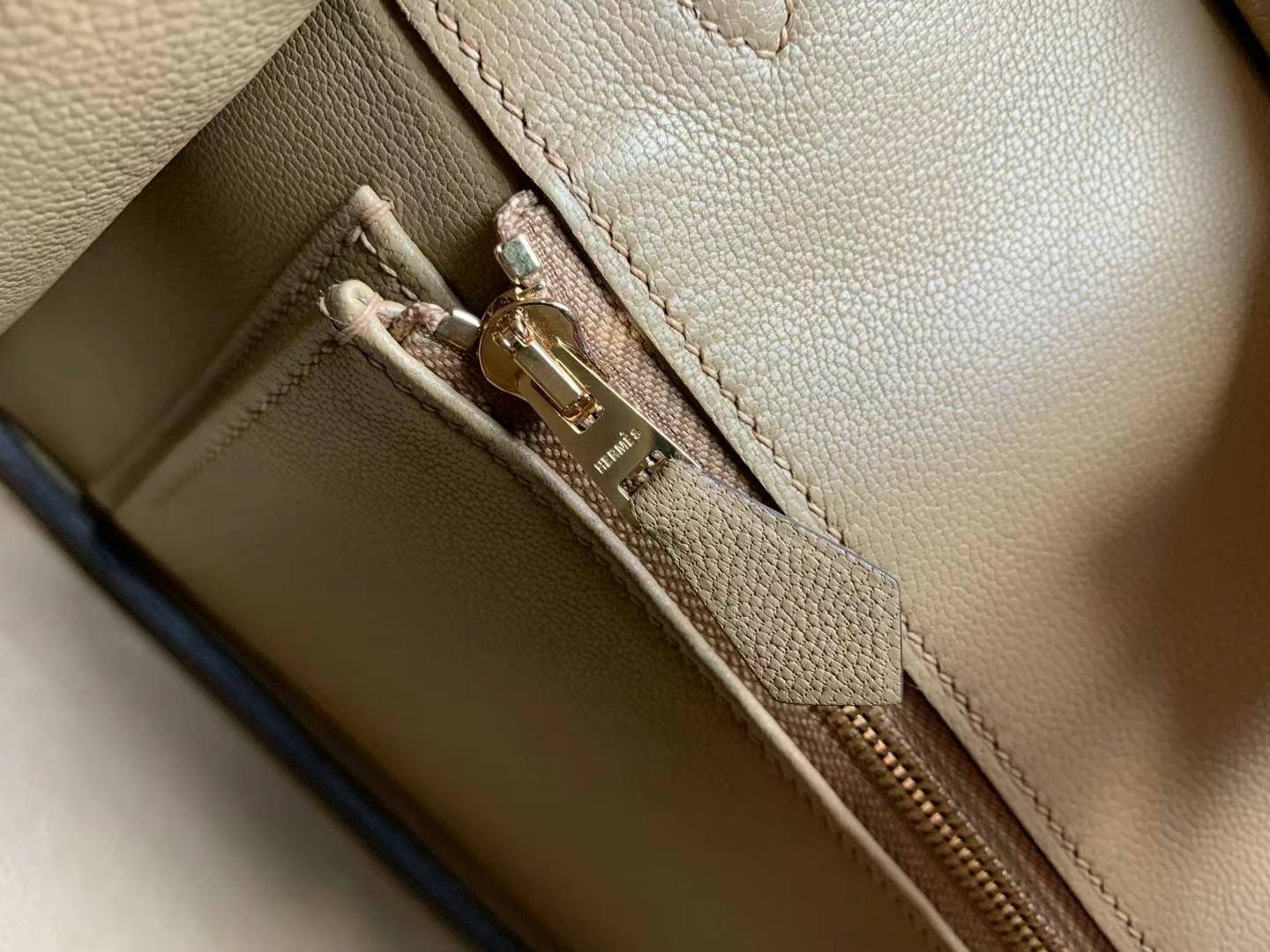 HM bk touch 25cm 0M Chai