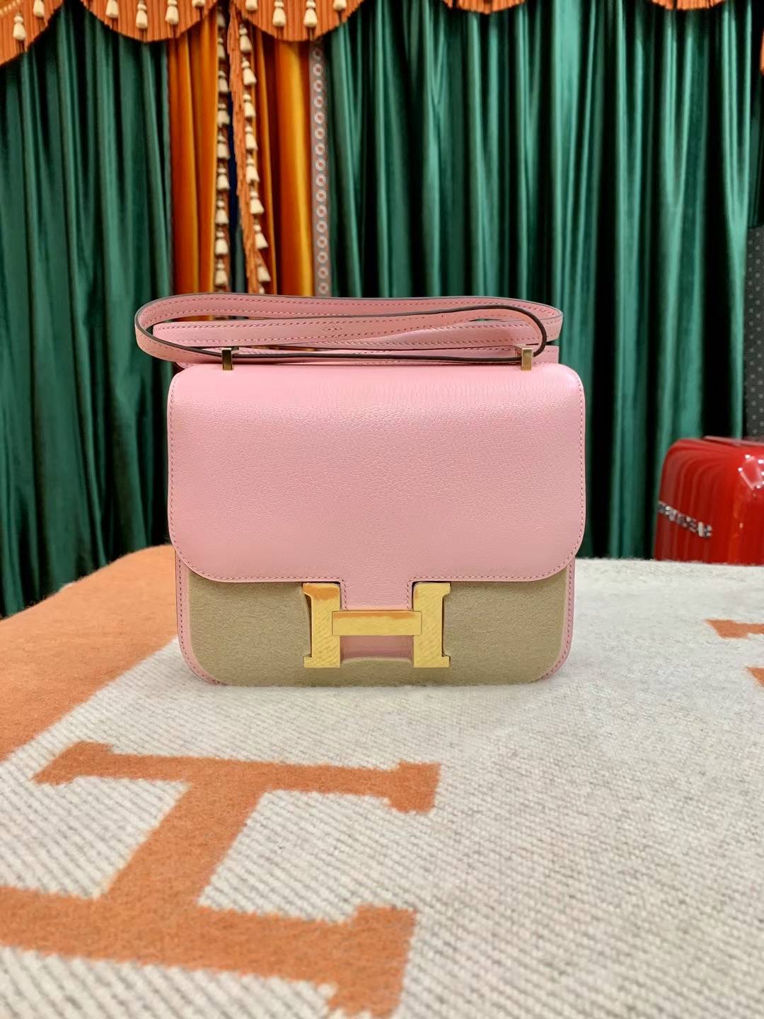 Constance mini 19cm chèvre 山羊皮 3Q rose sakura 樱花粉
