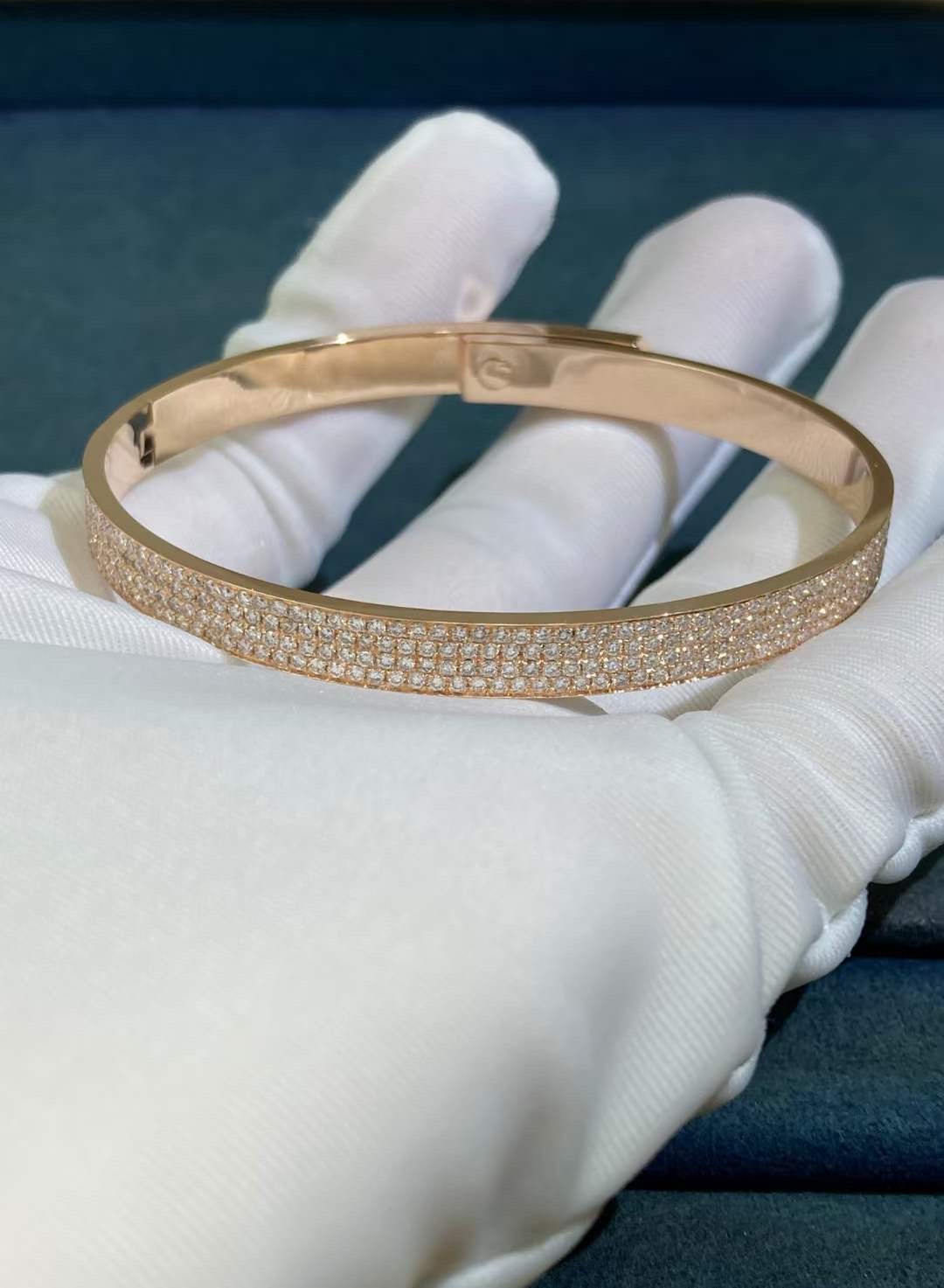 HM bracelet 18k gold and diamond