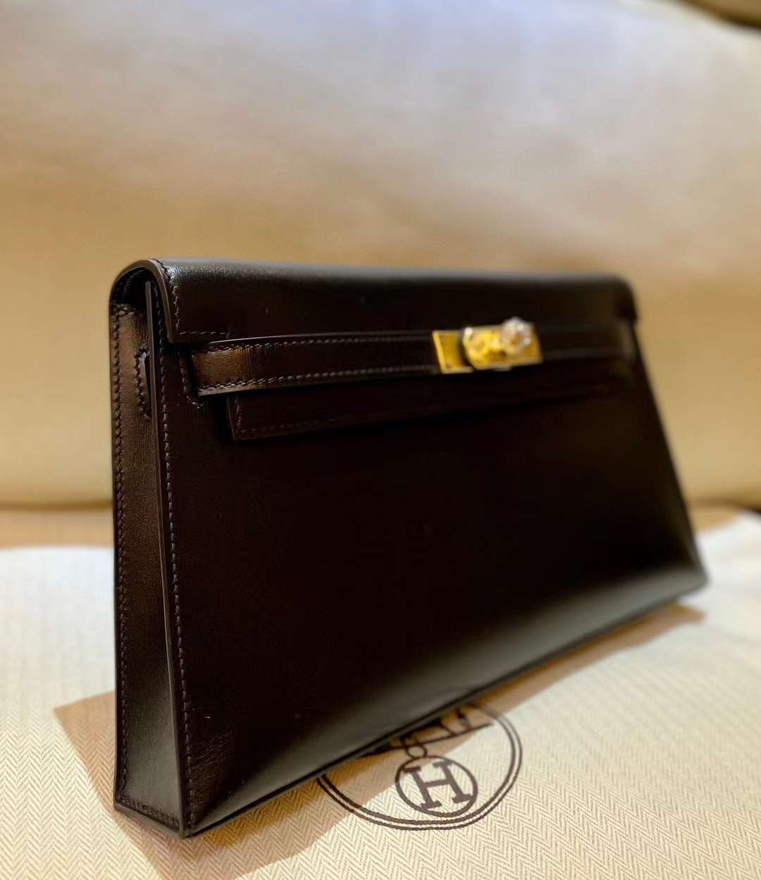United Arab Emirates HM KL Elan 2023 Box leather