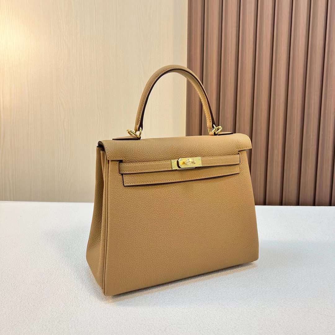 United Arab Emirates HM KL togo 25cm 0M Chai