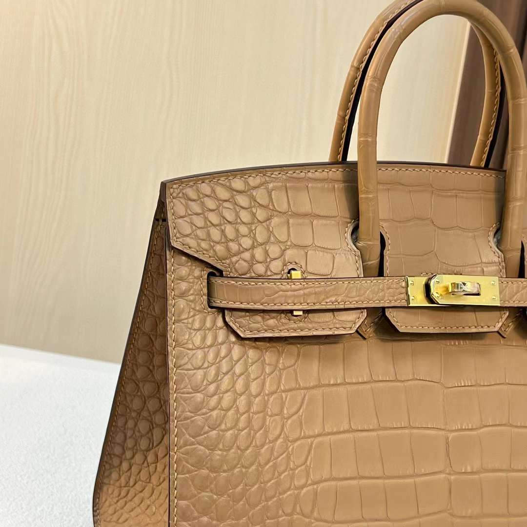 现BK 25cm 外缝 Sellier 雾面美洲鳄鱼 0M奶茶色 Chai 金扣 全手工蜡线缝 Matte Alligator Crocodile Ghw