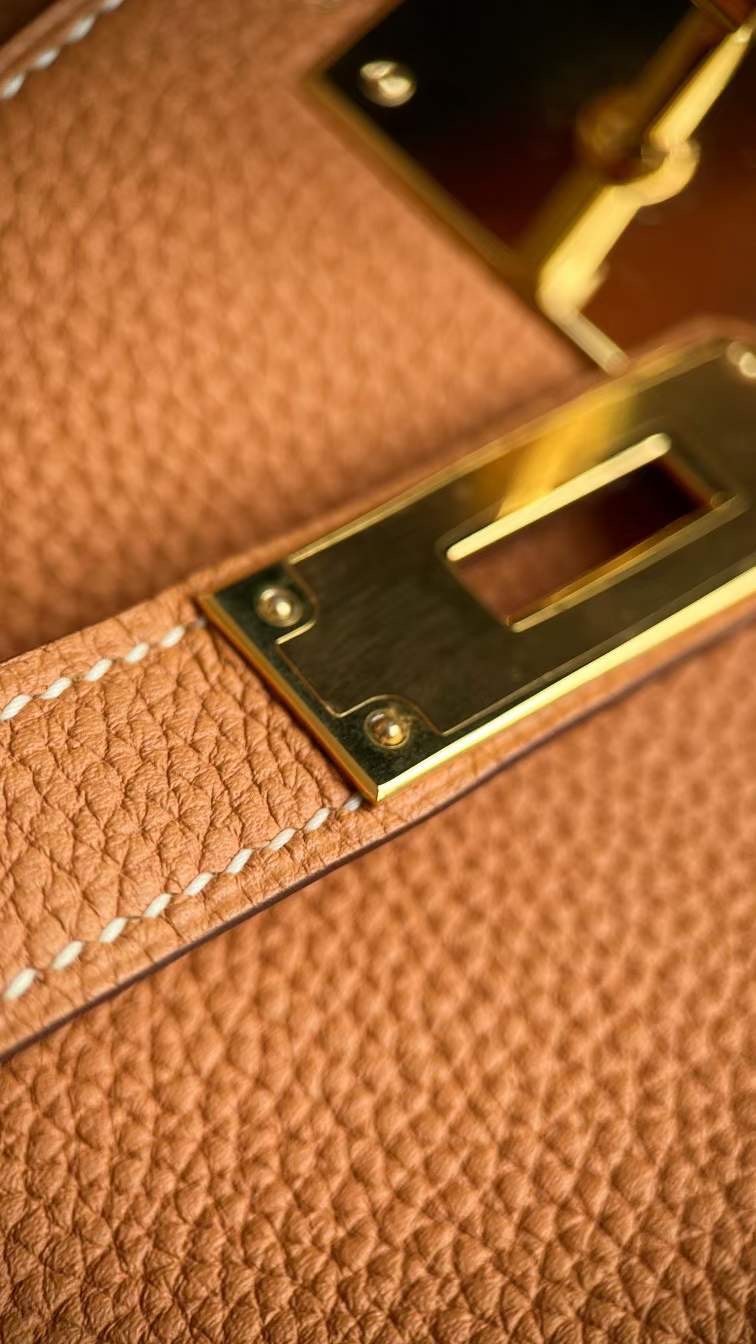 HM kl 28cm togo ck37 gold