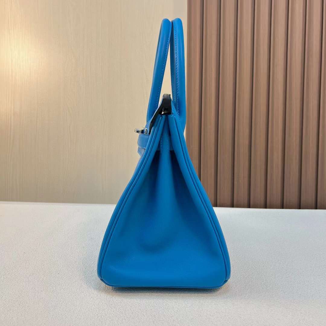 Qatar luxury shop hm bk 30 Swift 0F Bleu Frida