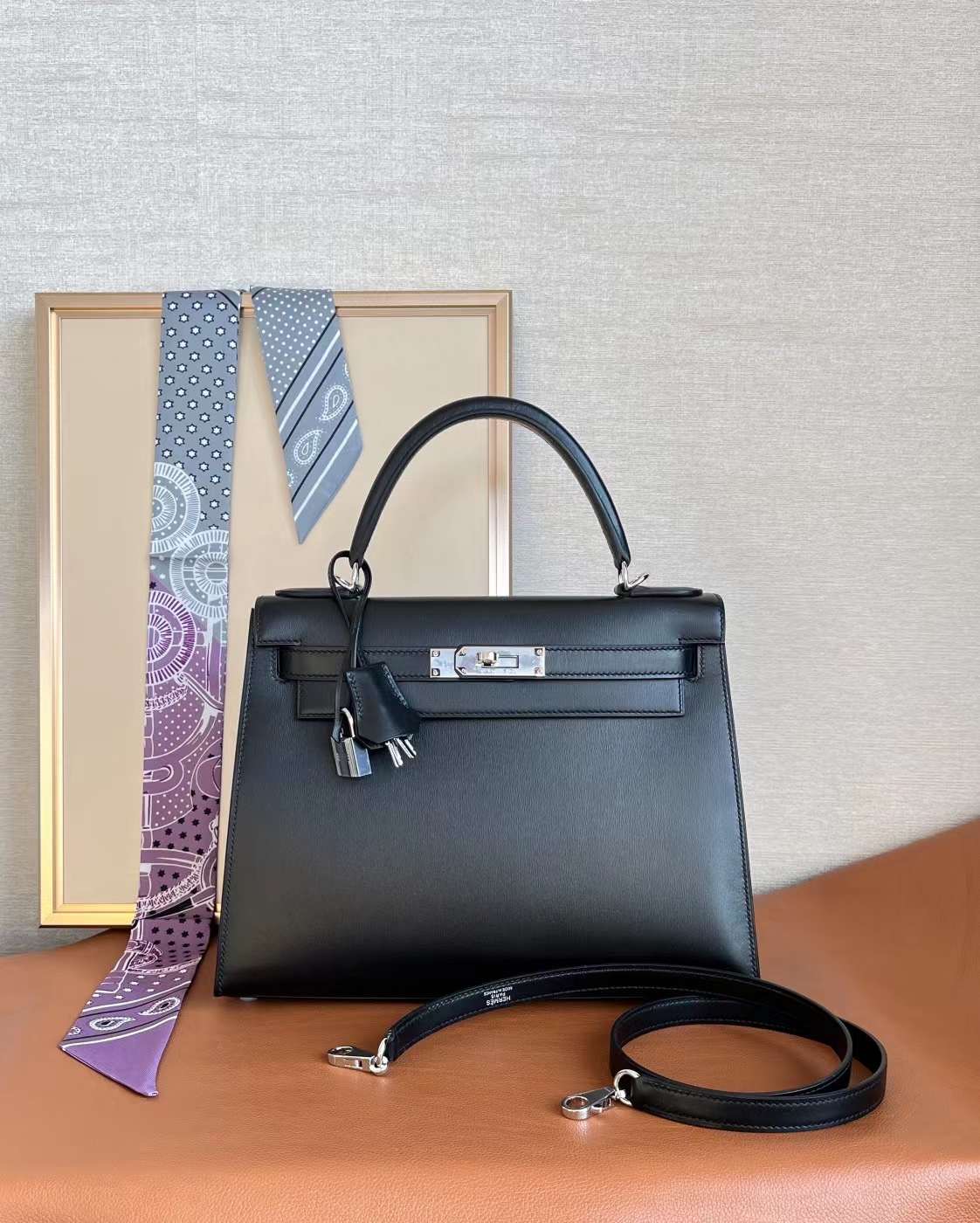 HM KL 28cm Box Leather Ck89 Noir