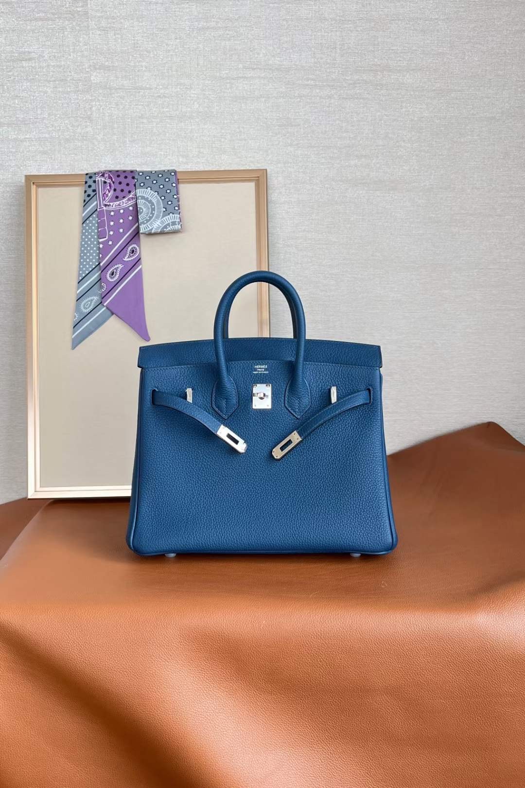 Qatar HM BK 25cm Togo S4 Deep Blue Phw