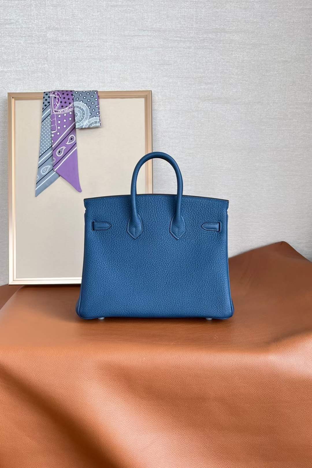 Qatar HM BK 25cm Togo S4 Deep Blue Phw