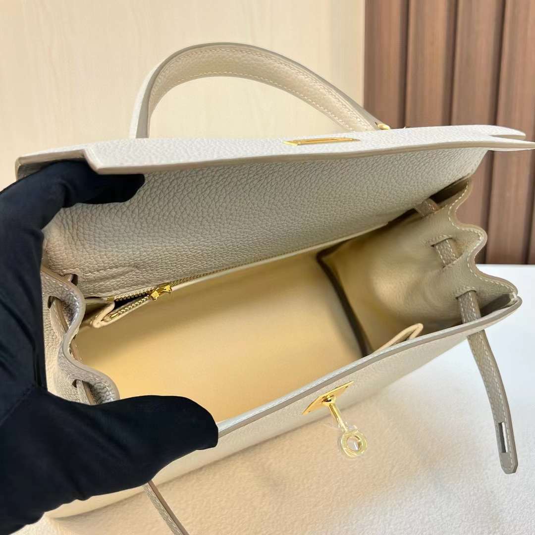 Qatar Doha Hermès KL 25 Togo Ck10 Craie 奶昔白 Gold Hardware