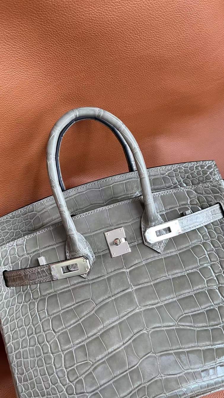 HM bk 25cm crocodile 81 Gris Tourterelle