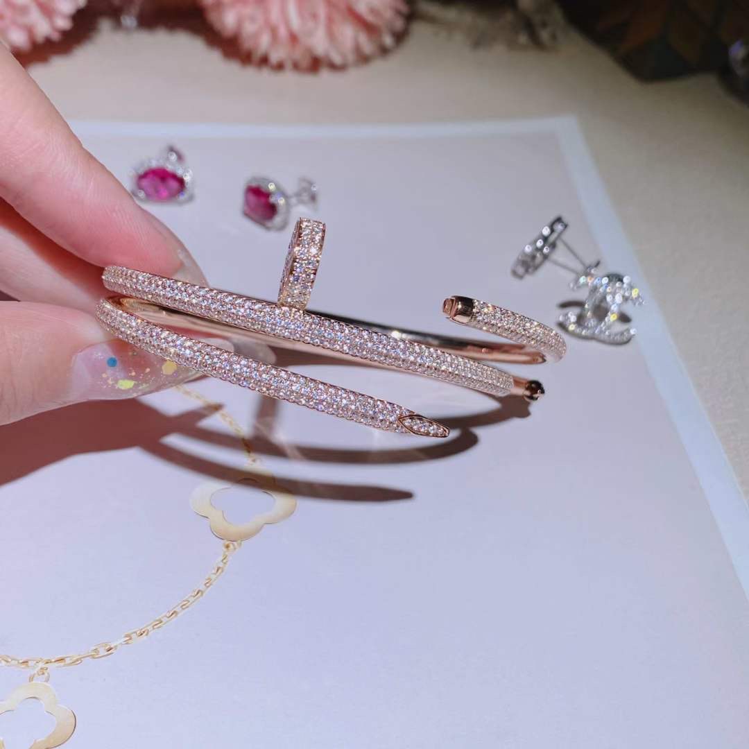 JUSTE UN CLOU BRACELET