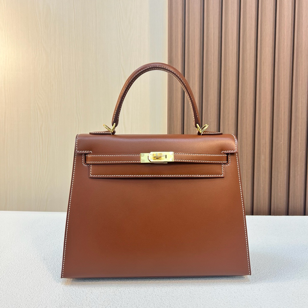 HM kl 25cm Barenia Leather
