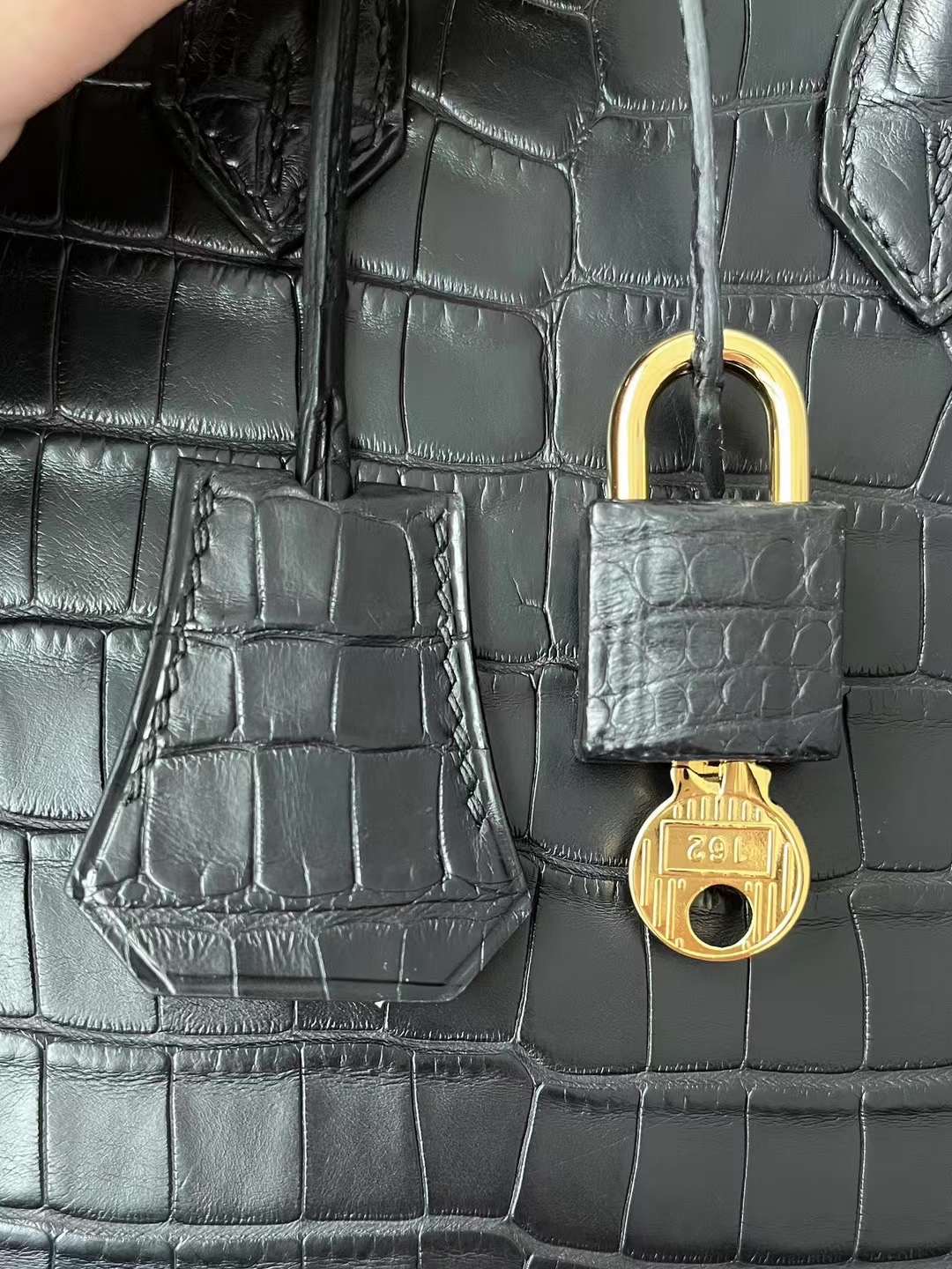HM bk 20cm crocodile ck89 noir