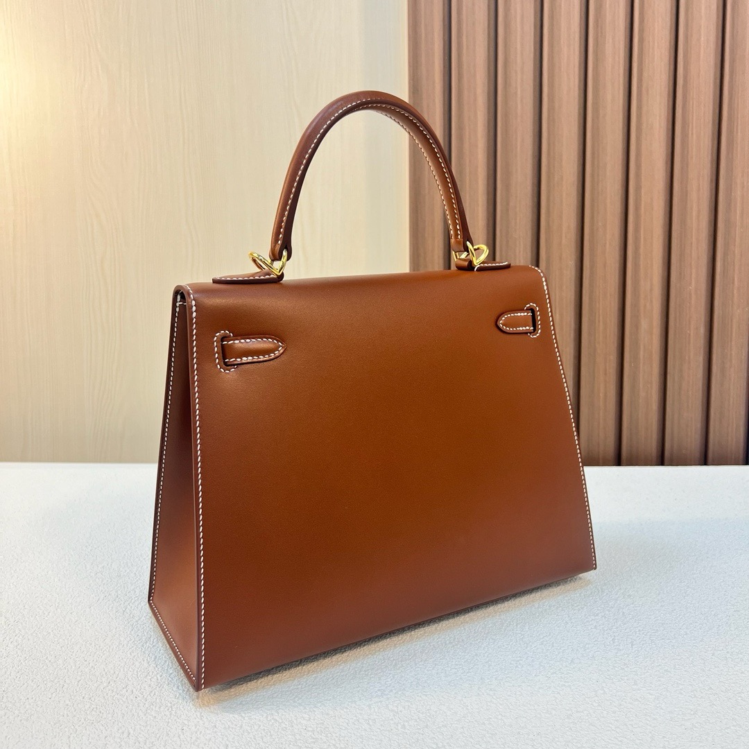 HM kl 25cm Barenia Leather