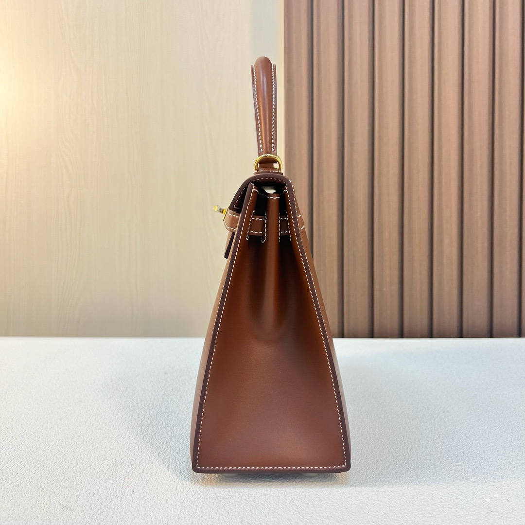 HM kl 25cm Barenia Leather