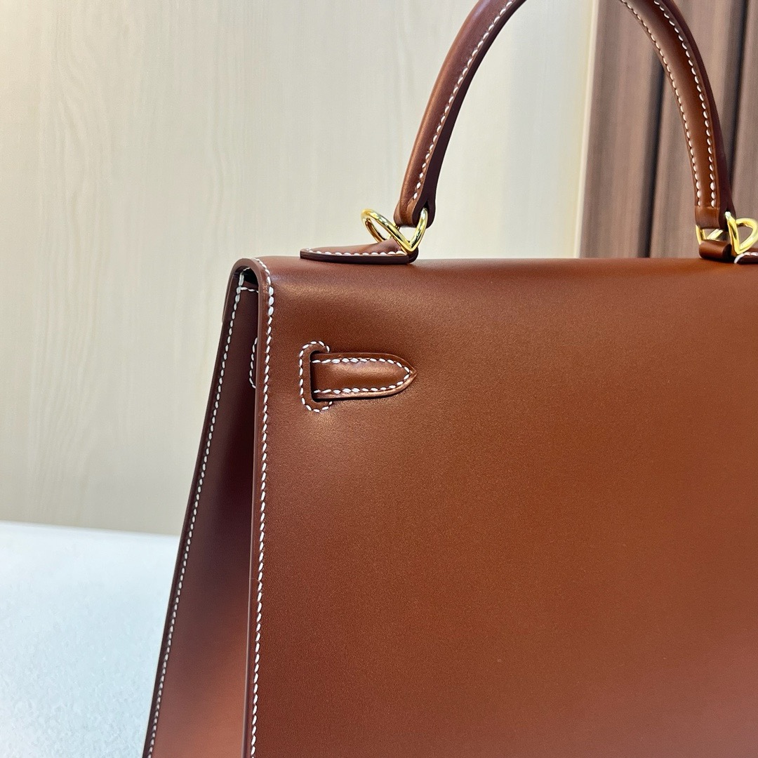 HM kl 25cm Barenia Leather