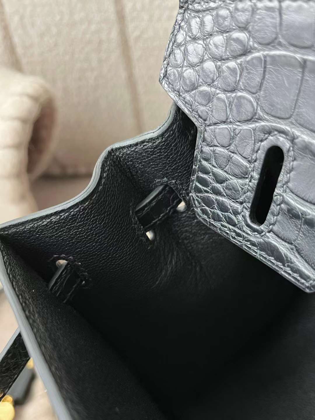 HM bk 20cm crocodile ck89 noir