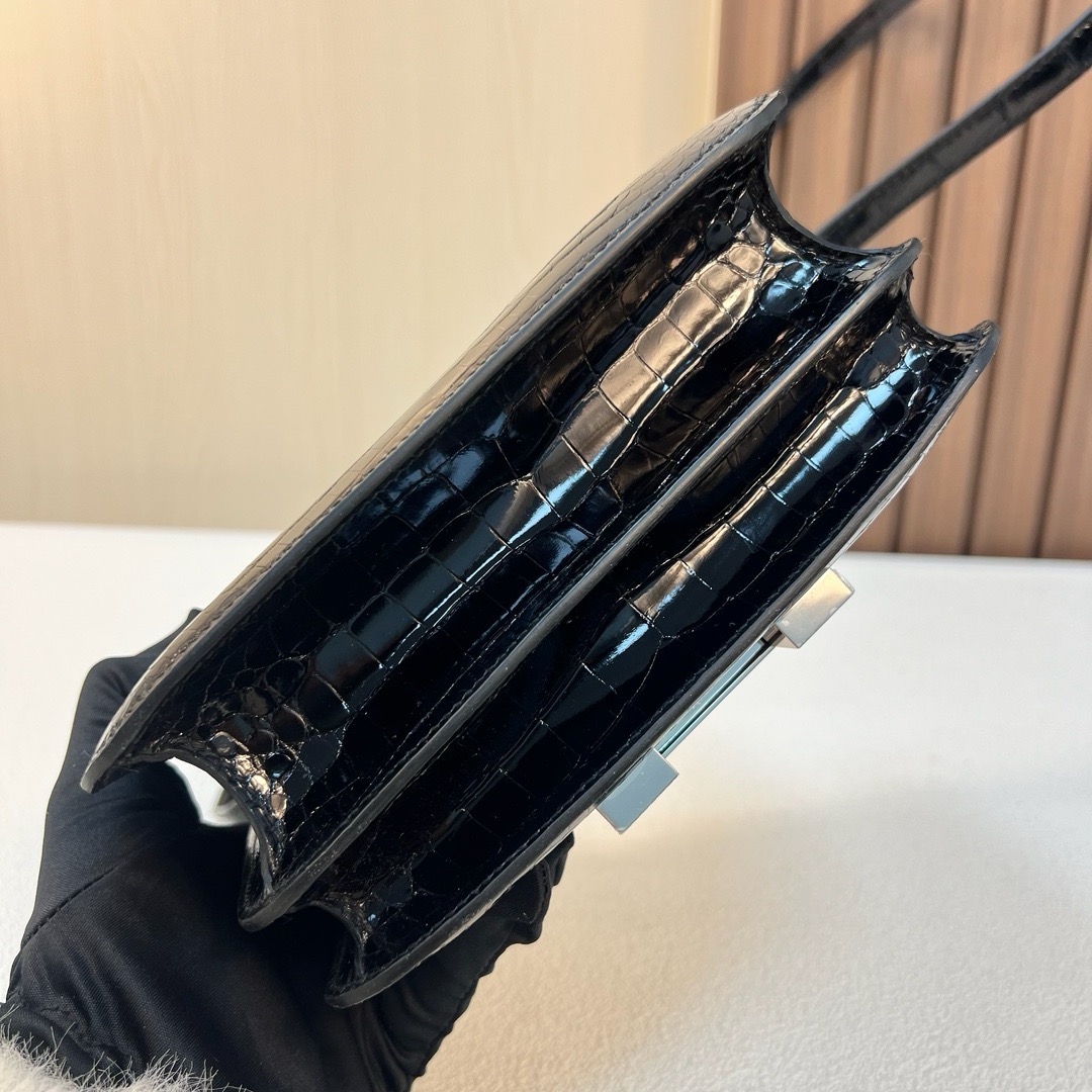 Constance 18cm 亮面美洲鳄鱼 CK89黑色 银扣 shiny alligator crocodile 全手工蜡线缝 Phw