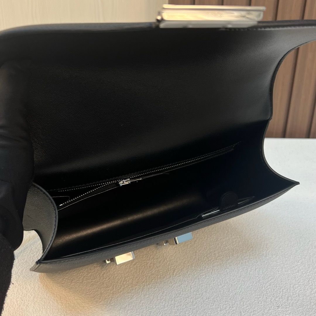 Constance 24cm 镜子款 Epsom Ck89 Noir 黑色