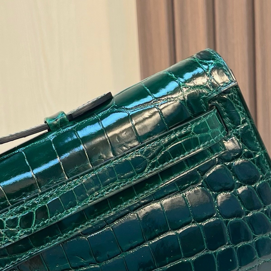 HM KL cut 31cm 亮面尼罗鳄鱼 CC67 Vert Fonce 祖母绿 金扣 shiny nilo crocodile 全手工蜡线缝 ghw