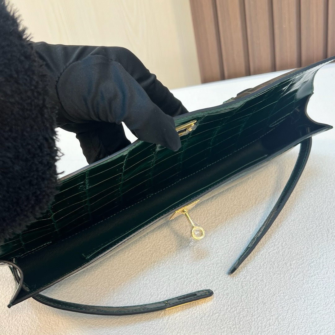 HM KL cut 31cm 亮面尼罗鳄鱼 CC67 Vert Fonce 祖母绿 金扣 shiny nilo crocodile 全手工蜡线缝 ghw