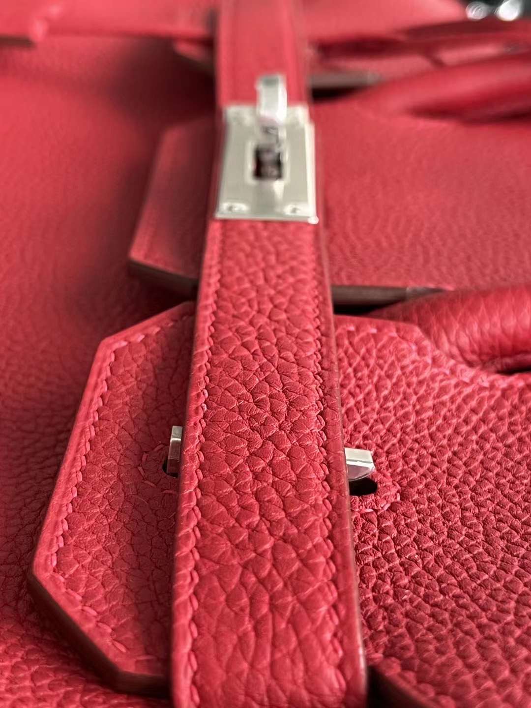 Hongkong HM B30 Togo Red Color