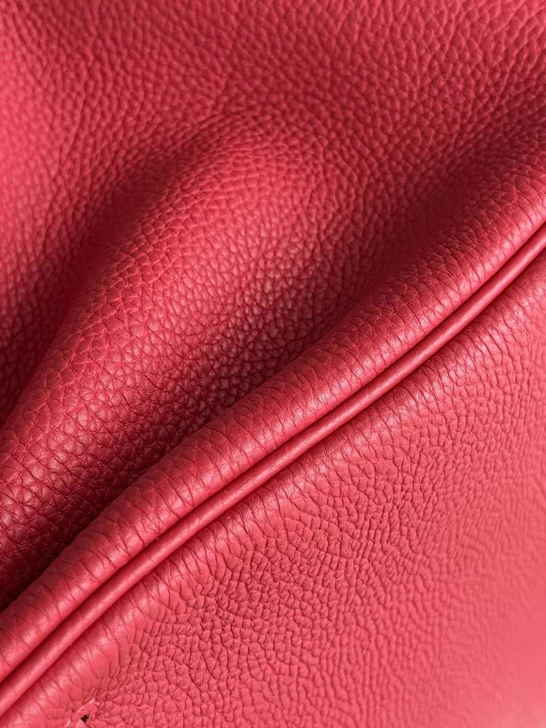 Hongkong HM B30 Togo Red Color