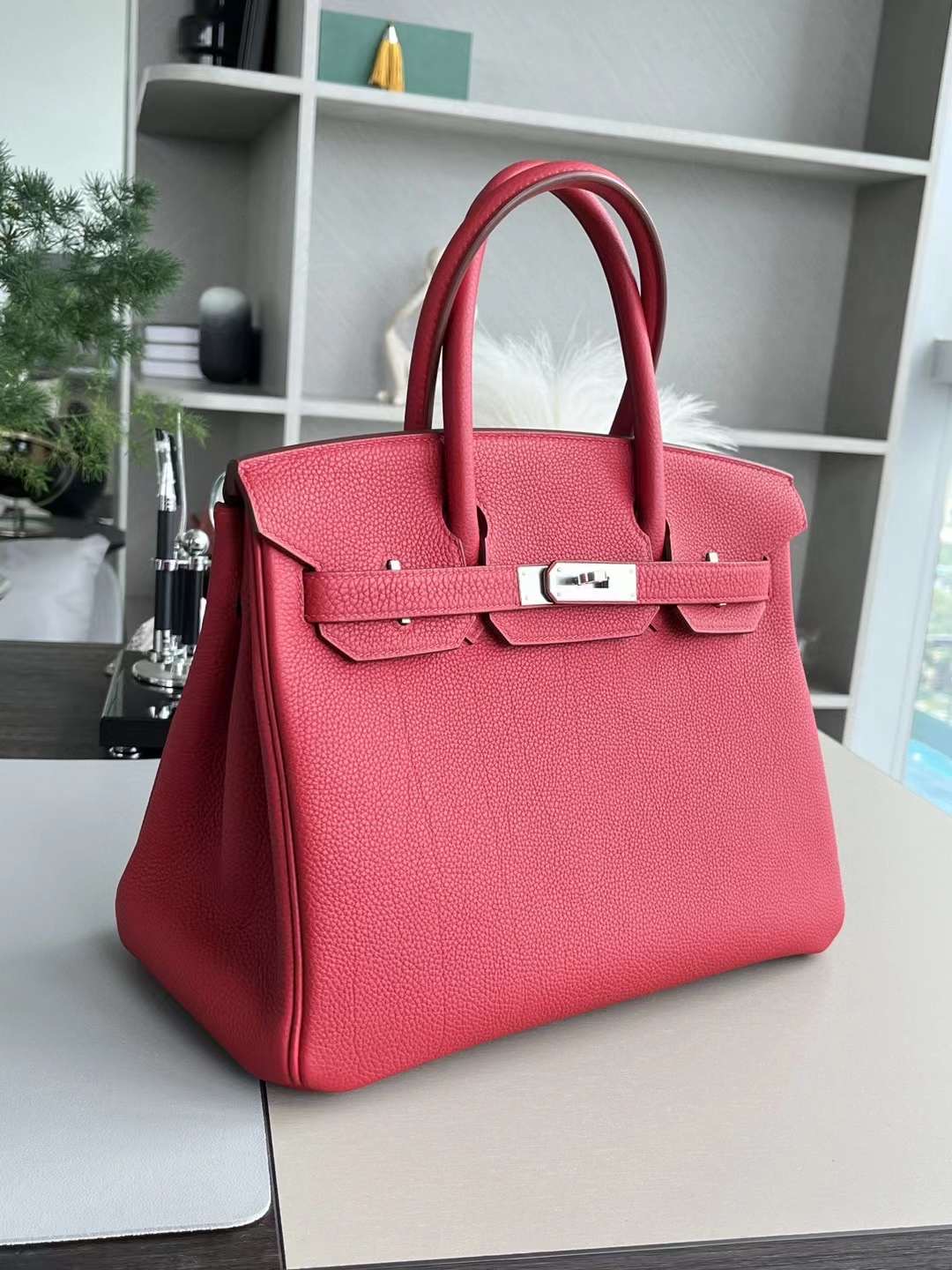 Hongkong HM B30 Togo Red Color