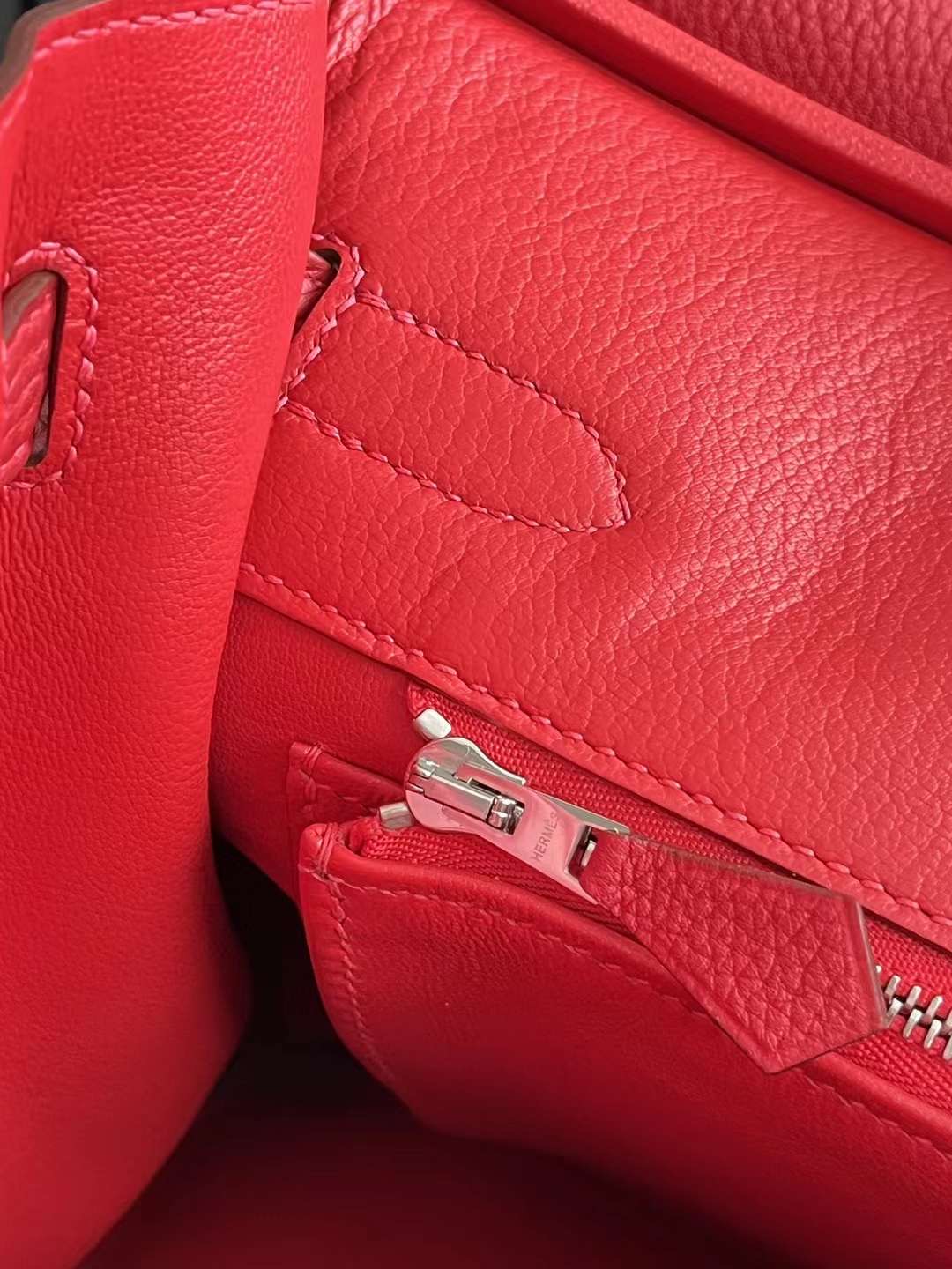 Hongkong HM B30 Togo Red Color