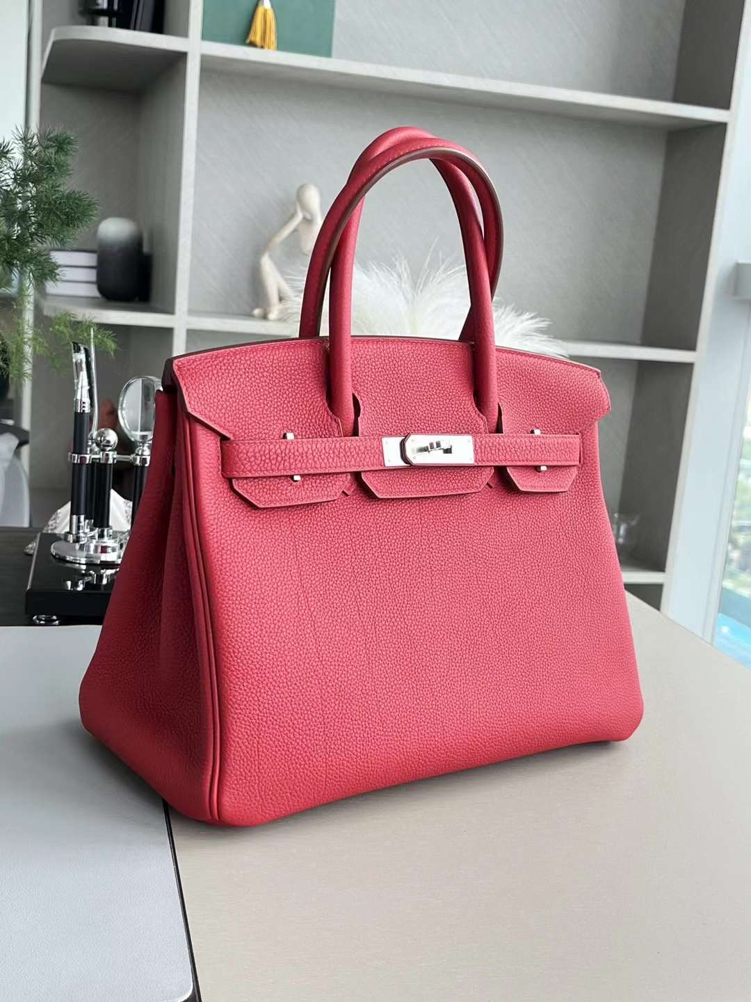 Hongkong HM B30 Togo Red Color