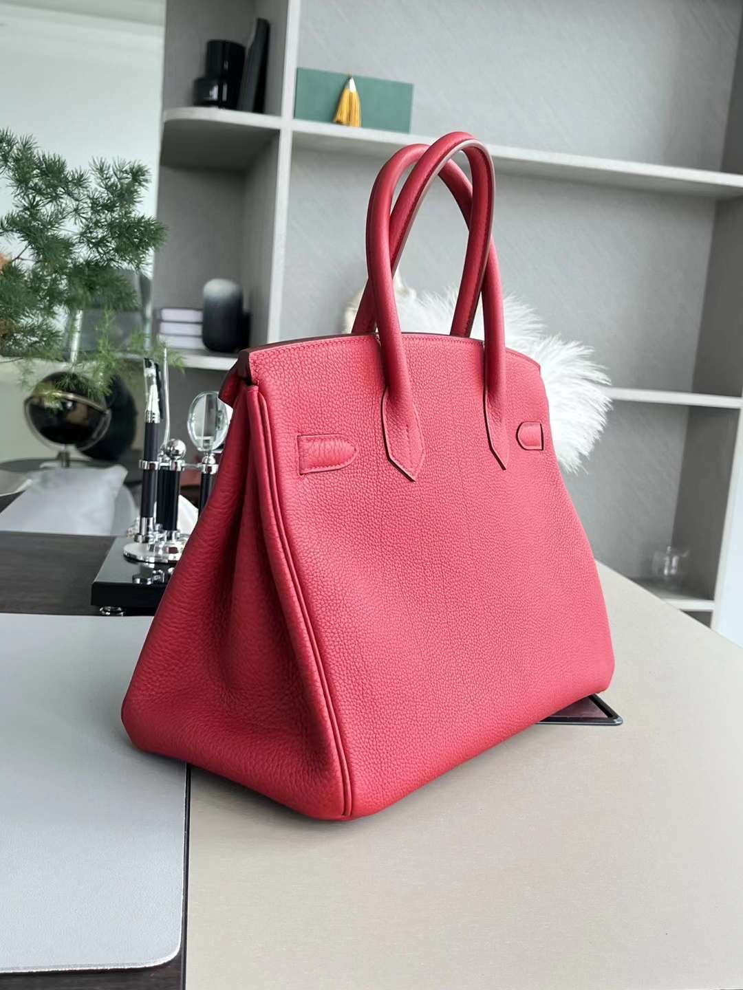Hongkong HM B30 Togo Red Color